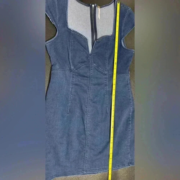 Free People Lia Blue Denim Bodycon Stretch Dress Size Medium - Picture 8 of 12
